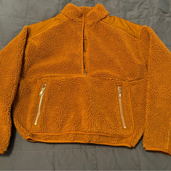 NWOT Faux Shearling Half-Zip Pullover - Picture 3 of 4